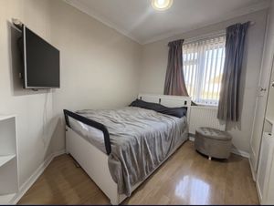 Photo 6- click for photo gallery